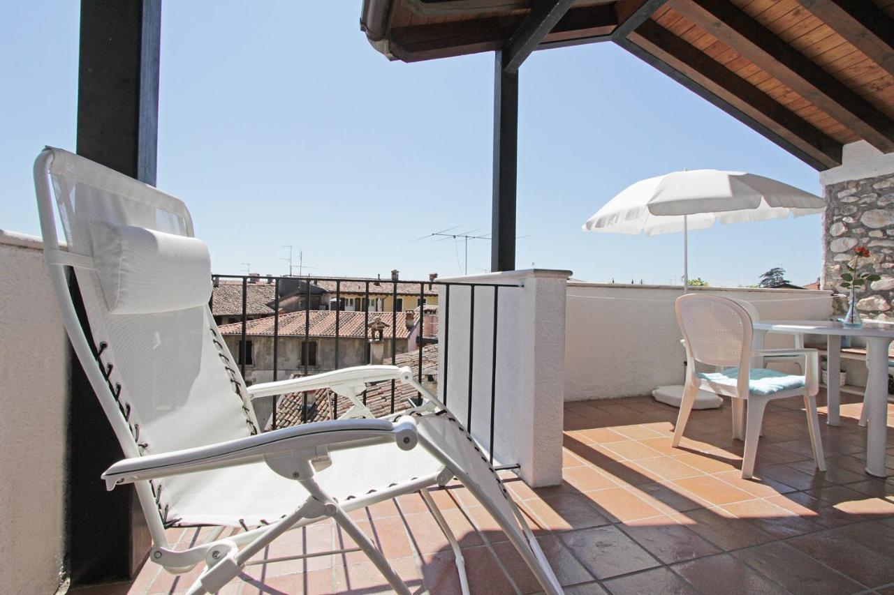 Casa Marsilva - Holiday Apartment With Roof Terrace, Near The Lake トスコラーノ・マデルノ エクステリア 写真