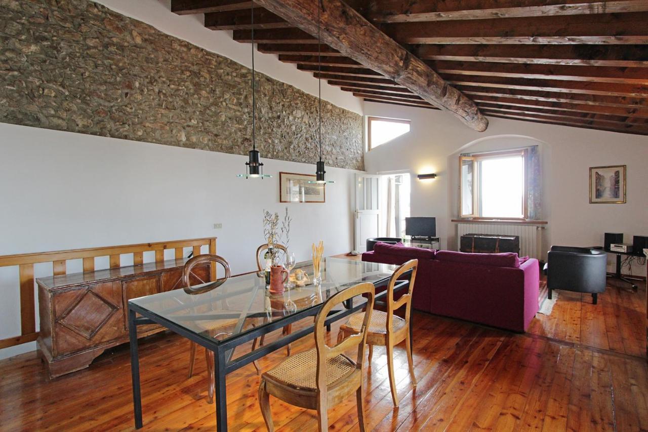 Casa Marsilva - Holiday Apartment With Roof Terrace, Near The Lake トスコラーノ・マデルノ エクステリア 写真
