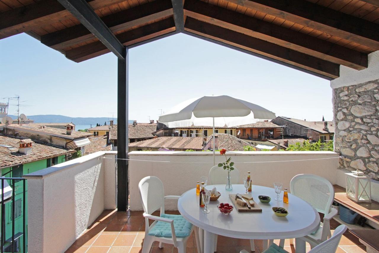 Casa Marsilva - Holiday Apartment With Roof Terrace, Near The Lake トスコラーノ・マデルノ エクステリア 写真