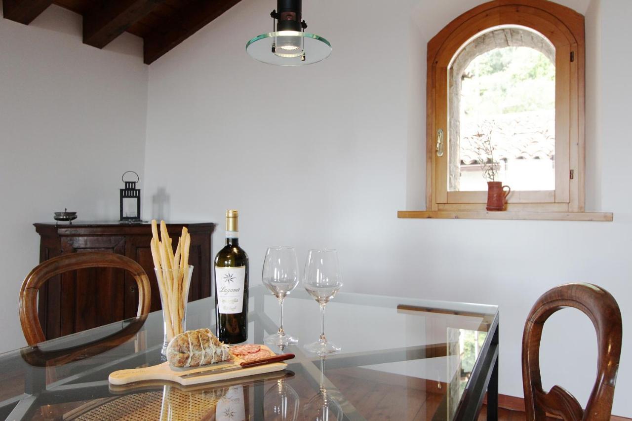 Casa Marsilva - Holiday Apartment With Roof Terrace, Near The Lake トスコラーノ・マデルノ エクステリア 写真