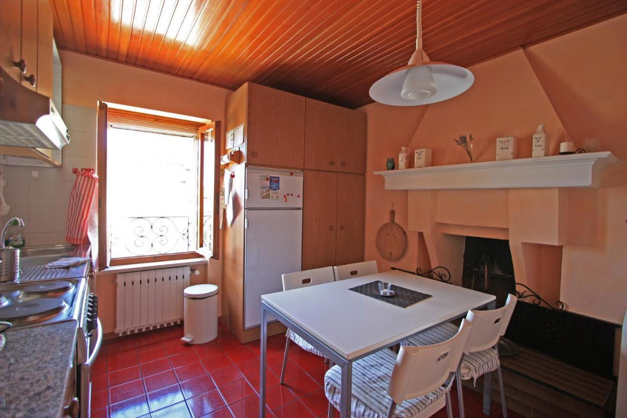 Casa Marsilva - Holiday Apartment With Roof Terrace, Near The Lake トスコラーノ・マデルノ エクステリア 写真